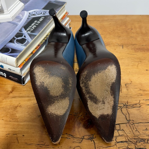 SERGIO ROSSI  GODIVA LEATHER PUMPS SZ 8 US EU 38.5 Beautiful Blue - Picture 7 of 7